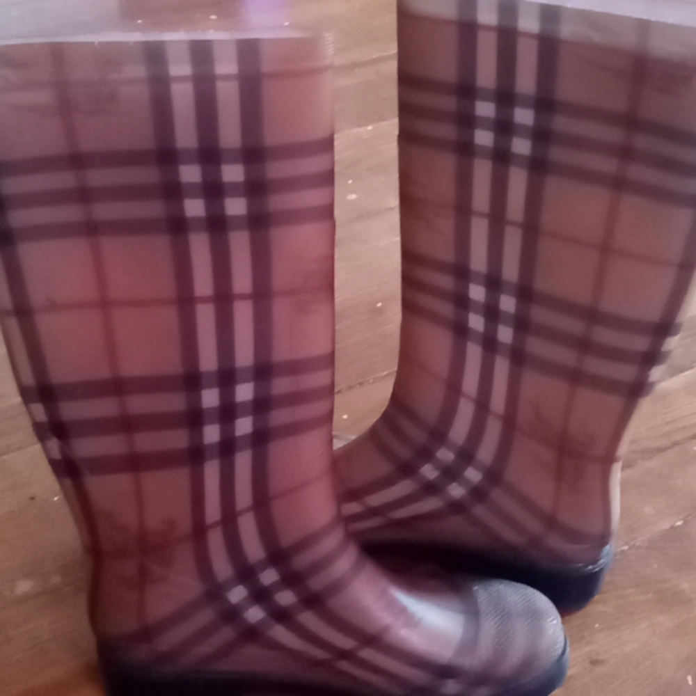 Rainboots